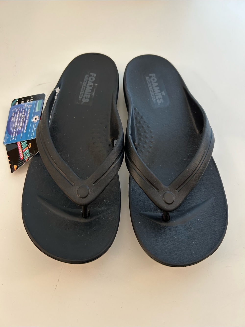 Women’s Skechers Foamies Black Flip Flip Sandals - Machine Washable - Picture 2 of 5